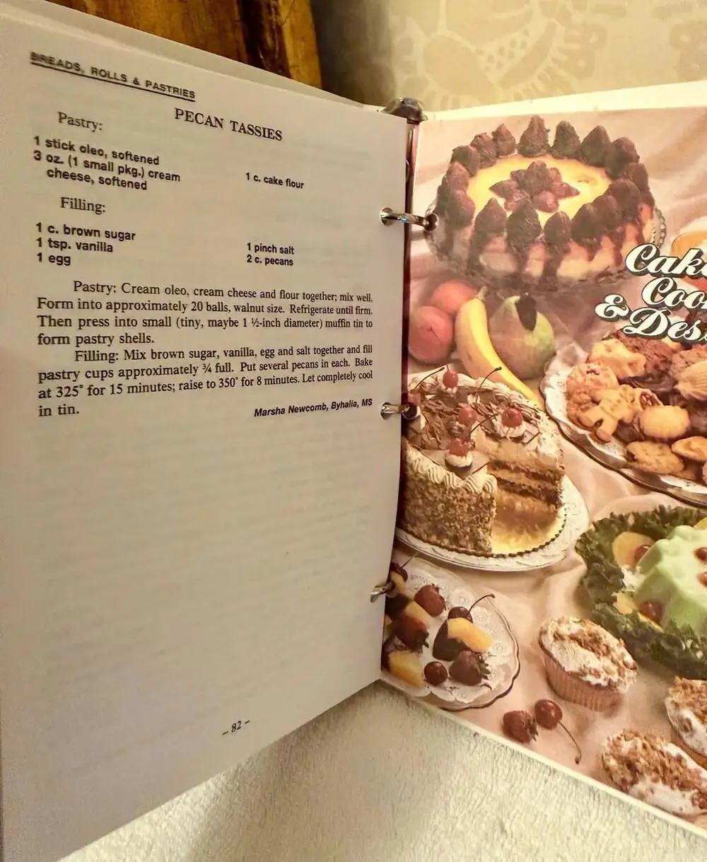 Cotton Pickin Cookbook The Cotton Pickers Chapter FMCA 1995 Vintage Book